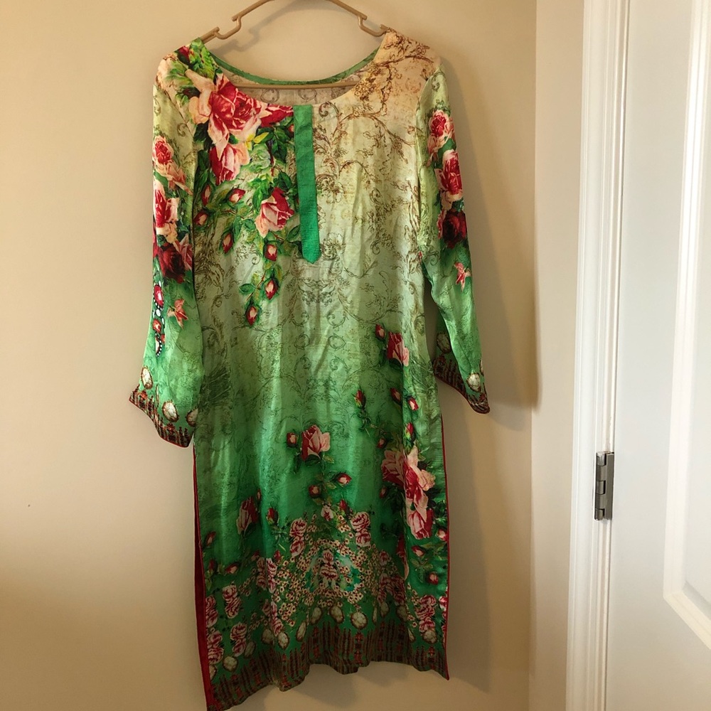 3 piece Pakistani Indian salwar kameez NWOT